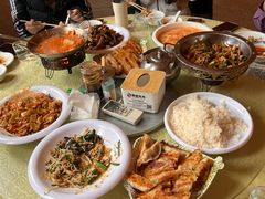-津鲁园饭店
