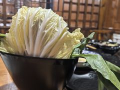 -果松木炭酸菜铜火锅·外婆参鸡汤