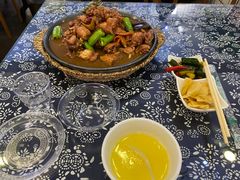 -八两八金·莱芜特色炒鸡(市南漳浦路店)