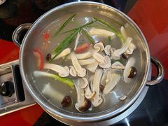 清汤营养锅底-老石黑山羊毛驴肉火锅(金凯广场店)