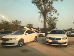 -一嗨租车(凤凰机场店)