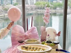 -珈境湖畔餐厅·湖北菜·江浙菜•樱花季(西北湖店)