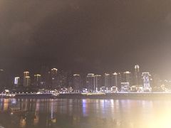 -屋顶顶城市·江景酒店-客房部