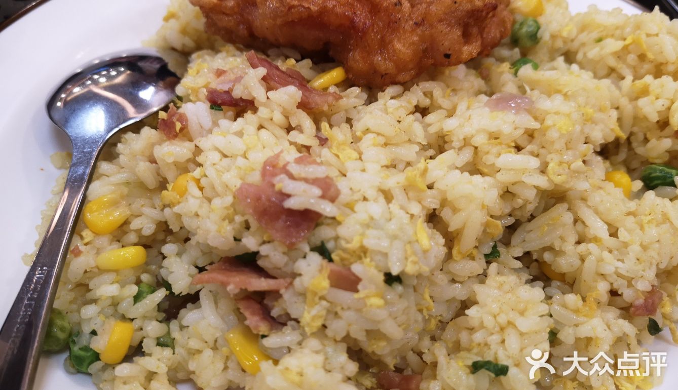 乡村基培根炒饭