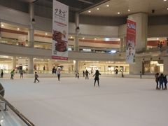 -冰纷万象滑冰场(深圳万象城店)