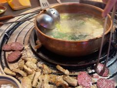 -阿山卓·野生菌火锅·纳西火塘烤肉