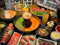 -三出山火锅(南京万象天地店)