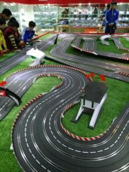 -六月巴士童乐园(抚顺罕王商场店)