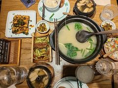 -一坐一忘云南菜(嘉里中心店)