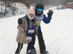 -亚布力新体委滑雪场