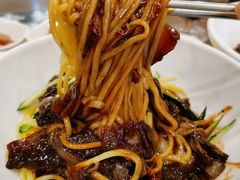 -贵宾庄炸酱面·韩式料理(高区店)