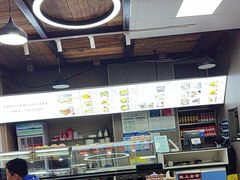 -陇上全荟兰州传统牛肉面(延吉路店)