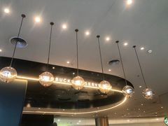 -星巴克臻选(深圳龙岗万科店)