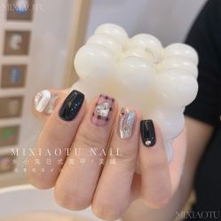 -米小兔美甲美睫