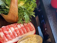 -醉董牛川派鲜肉自选火锅(烟台店)