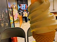 蜂巢冰激淋-OUR Bakery(三里屯太古里店)