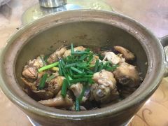 沙锅鸡-幽优农庄·森波拉特色本地农家菜