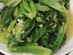 -丹水桥地锅鱼·翘嘴鲌·地方特色全鱼宴(丹江口大坝店)
