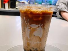 陨石厚乳拿铁-luckincoffee瑞幸咖啡(恒大广场B1店)