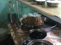 -灵山卢梅燕粉店