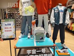 -南京商厦