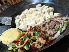 -丁姨妈贵州臭豆腐烙锅(甲秀楼店)