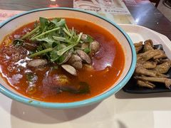 -何记花甲(海岸城旗舰店)