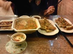 左边是冻肉-海荣锅贴馆(五味十字店)