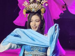 -金东尼人妖秀