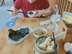 -食膳公园包子铺(烈士公园店)