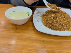 麻辣牛肉炒饭-老盛兴·上海小笼汤包馆(武夷店)