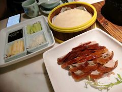 -韵秋荷(宝山龙湖天街店)
