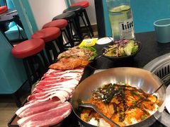 -烤路里·韩国品质自助烤肉(石路天虹4号店)