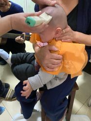 -龙文宝贝上门婴儿理发满月剃胎毛(普陀店)