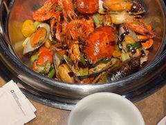 -七欣天香辣蟹火锅(上海银亿滨江店)