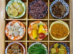 -轻蔬不用等·素食(江苏路店)