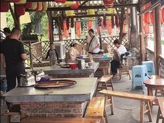 -咊记茅草棚柴火鸡(乌当店)