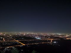 -鬼笑石后山停车场
