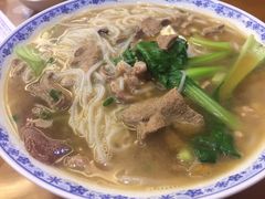 -邱芳粉店(迎宾大道旗舰店)