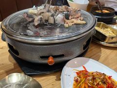 -青瓦餐厅·生鱼片·韩园烤肉(西塔店)