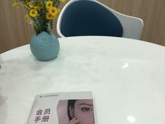 -上海大学附属上海和平眼科医院