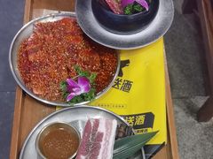 -明洞阿姨·韩式酱蟹烤肉·创意料理(三元桥店)