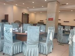 -今鲜源酒店·海鲜锅贴青岛菜(新湛路店)