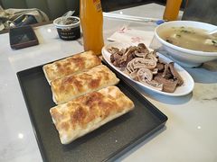 -高玛纳驴肉火烧(一世界店)
