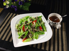iphone_upload_pic-苹果树下艺术餐厅(宋庄店)