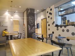 大堂-HELLO 27 意面·沙拉·帕尼尼