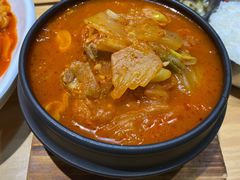 泡菜猪排锅-山海珍味韩国料理(奥城店)