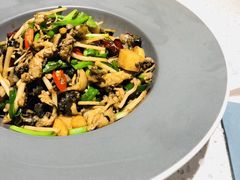 -半山腰·云南菜(侨福芳草地店)