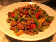 辣椒炒鸡杂-蔴将·川菜(黄龙万科店)