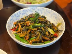 -魏铭鱼头捞饭(晋阳路店)